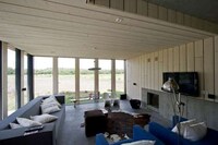 Contemporary Cabin Abodes Image 4