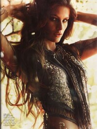 Demure Sunlight Spreads Image 4