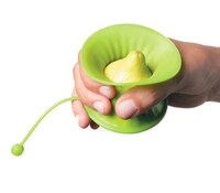 Squeeze-Worthy Juicers Image 2