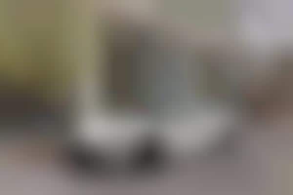Speed-Shifting Sports Cars