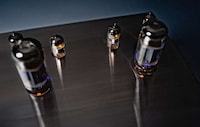 Stylish Easy-To-Clean Amps Image 3