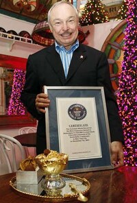 $25,000 NYC Dessert Sets Guinness Record Image 2