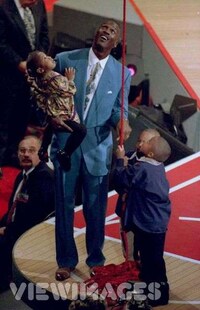 Jr. Jordans Carry on Legacy Image 4