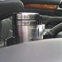 Travel Mug Tells Time Image 4
