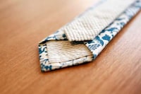 Nifty Retro Neckties Image 4