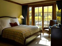 Luxury Vacation Rentals Image 5