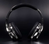 Chromed-Out Headphones Image 3