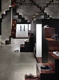 Sporty Staircase Houses Image 4