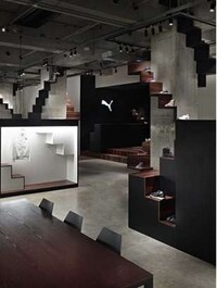 Sporty Staircase Houses Image 5