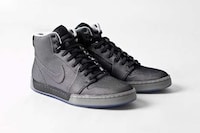 Fresh Mesh Sneakers Image 2