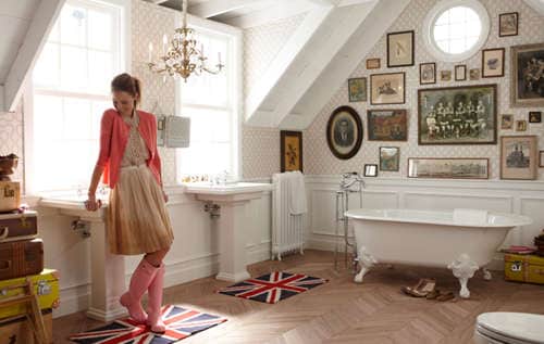 British Decor Bathroom Suites