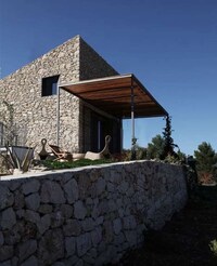 Geometric Stone Facades Image 2