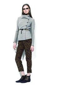 Edgy 70s Fashion Image 8