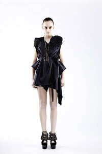 Tribal Textured Womenswear Image 2