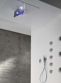 Open-Ceiling Showers Image 3