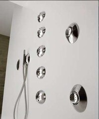 Open-Ceiling Showers Image 8