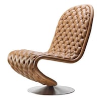 Tiptoe Seating Image 4