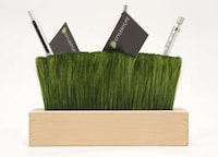 Grassy Desktop Organizers Image 2