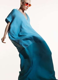 Color-Blocking Fashion Campaigns Image 3