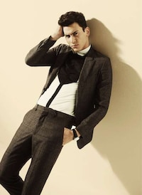 Retro-Modern Summer Menswear Image 8