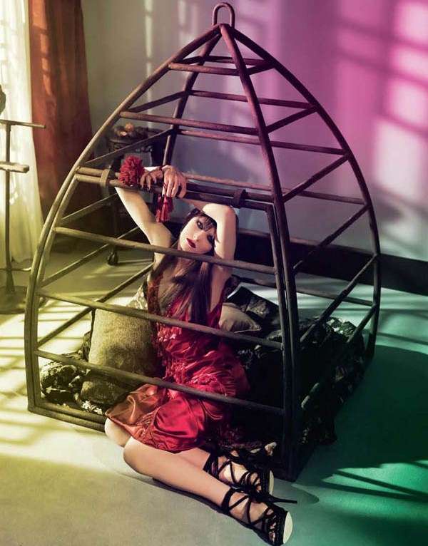 Caged Beauty Photography