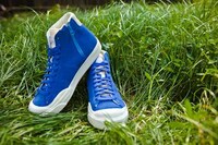 Sporty Skater Kicks Image 6