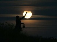 Playful Lunar Photography