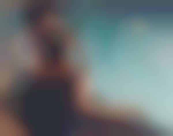 Steamy Poolside Pictorials