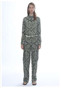Wallpaper-Inspired Fashion Image 4