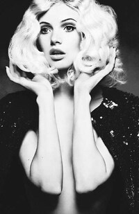 Seductive Modern Pin-Ups Image 2
