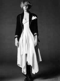 Androgynous Angled Bobs Image 6
