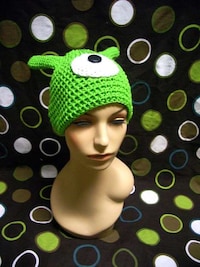 Brain Slug Beanies Image 4