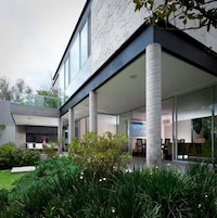 Gorgeous Glassy Abodes Image 7