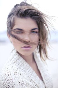 Stunning Seaside Shoots Image 4