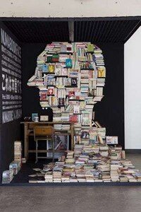 Head-Shaped Novel Installations Image 2