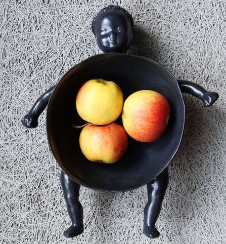Dainty Doll-Faced Dishware