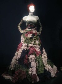 Fashion House Art Exhibits Image 6