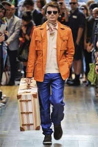 Outdoor Catwalks Image 6