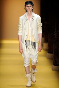 Limpid Bohemian Looks Image 6