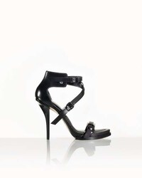 Cutaway Masculine Flats Image 2