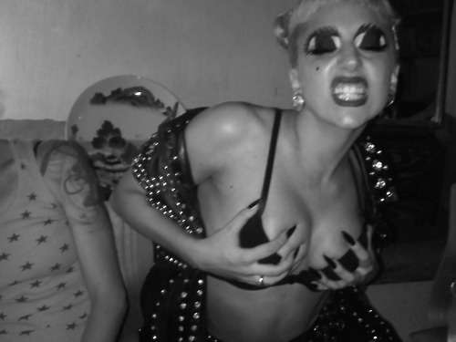 Peculiar Popstar Blogs