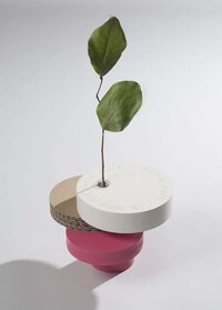 Harmonious Flower Holders Image 4