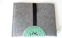Dainty Doily Tablet Cases Image 7