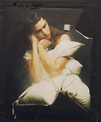 Chic Monochromatic Fashions Image 2