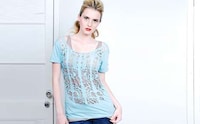 Casual Cut-Out Clothing Image 4