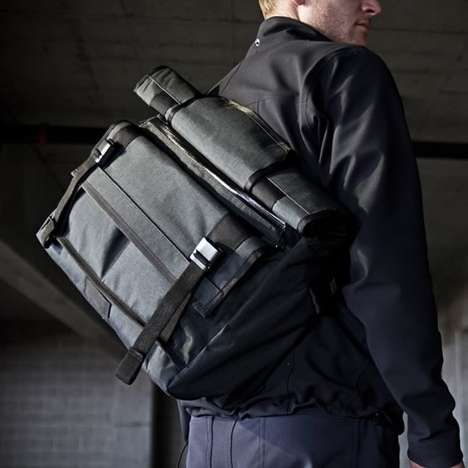 Heavy-Duty Man Packs : AP Series messenger bags