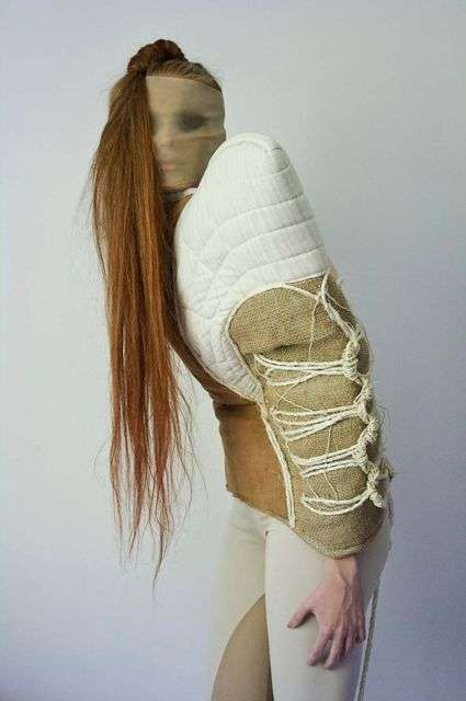 Eccentrically Constrained Couture