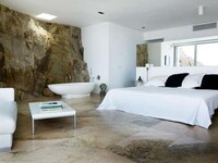 Spanish Cliffside Abodes Image 8