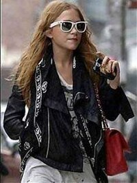 80s Sunglasses Dominate Fashion Market Image 2