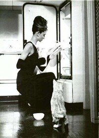 Secret to Retro Beehive Image 3